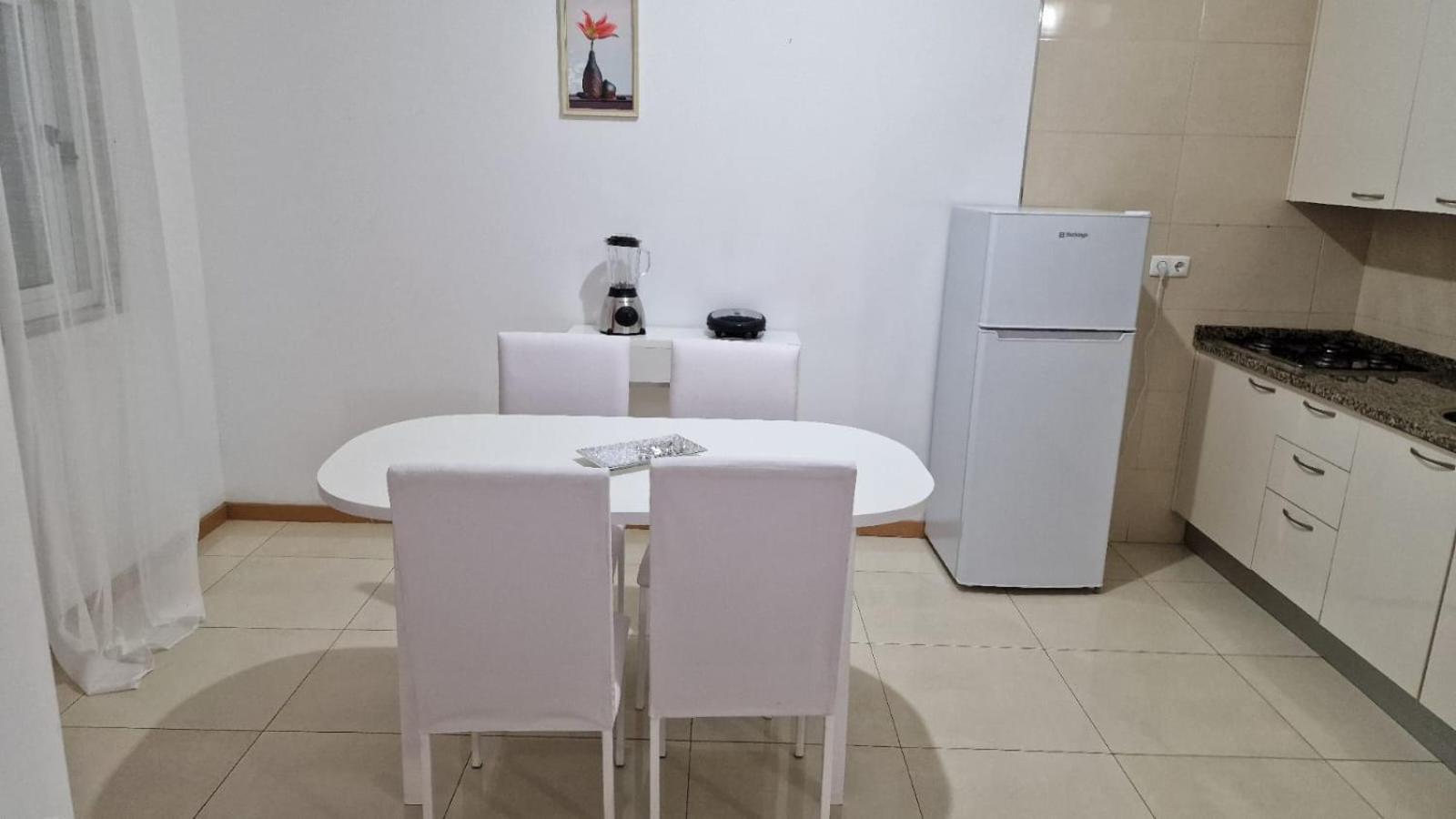 Casa De Ferias Com 2 Quartos Ou Aluguer Diaria Πράγια Εξωτερικό φωτογραφία